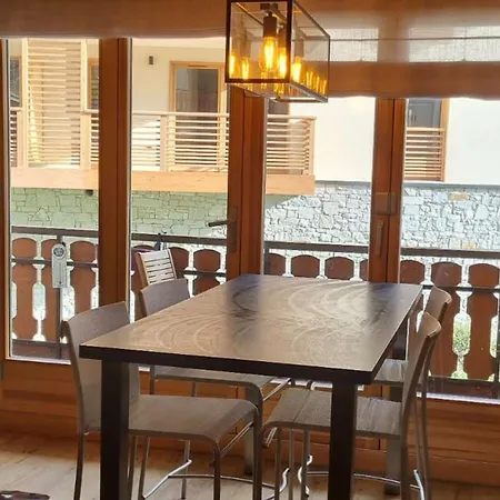 Confort 3 Pieces, 4 Pers, Balcon, Proche Commerces Et Pistes - *